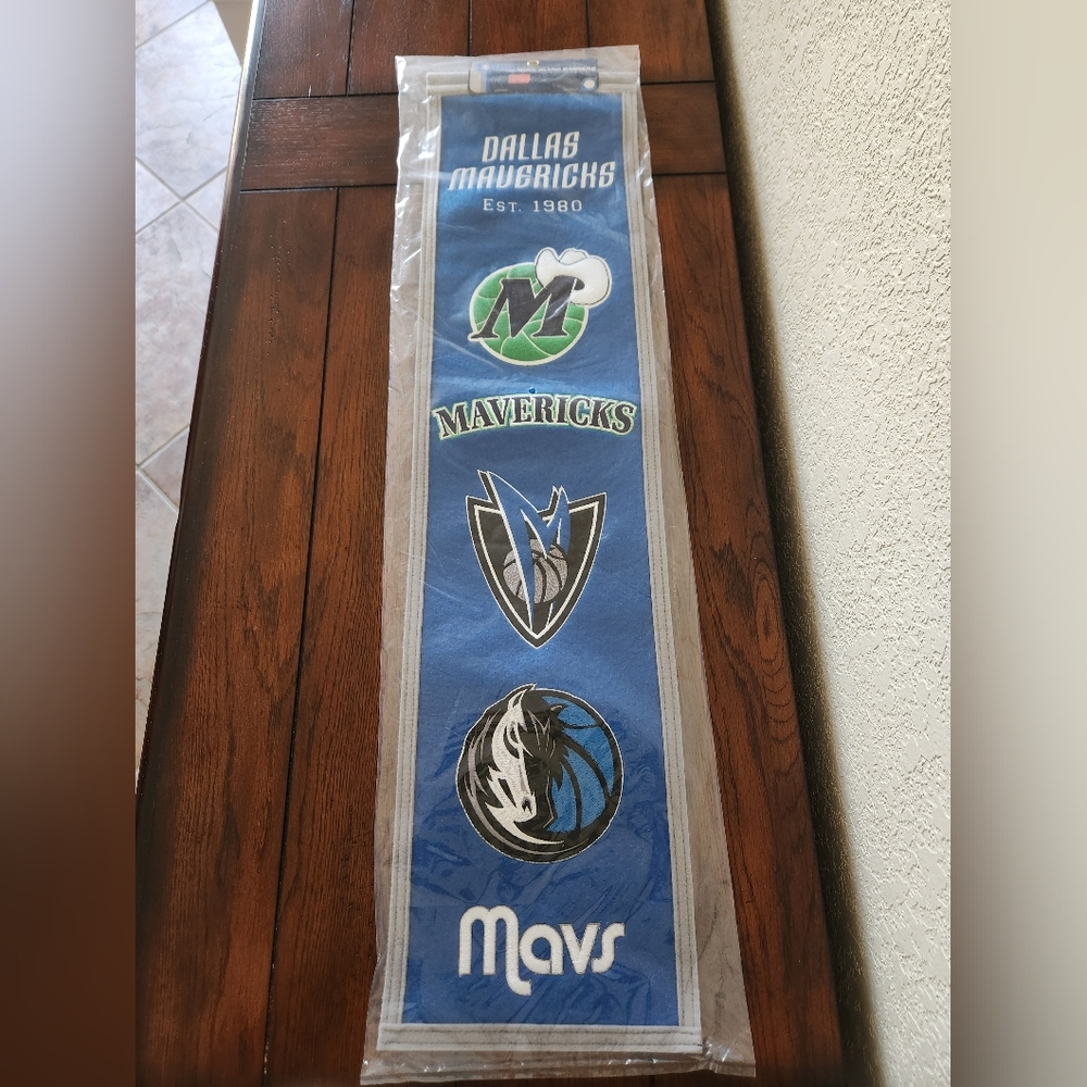 Dallas Mavericks Heritage Evolution Banner
